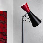 Nemo Parliament vloerlamp, zwart/rood