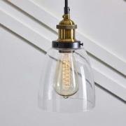 Plafondlamp met glazen kap en fitting in gouden messing afwerking