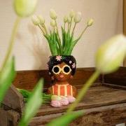 URBANJNGL - Vaas Lady Sunny + 10x real touch Tulpen wit/groen