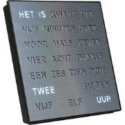 Intertime | Woordklok | Wandklok | Tafelklok | 28x28 | Zilver | Nederl...