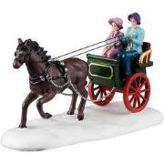 Winter Carriage Ride 15x8x10 cm Kersthuisje