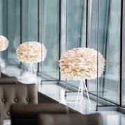 Eos Medium tafellamp light brown - met tripod wit - Ø 45 cm