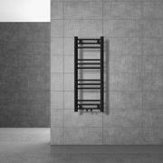 Badkamerradiator met middenaansluiting 300x800 mm zwart mat recht met ...
