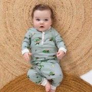 Rupsje Nooitgenoeg, 2022 boxpakje onesie roze, 62/68