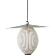 GUBI - Satellite Buiten Hanglamp Ø22 Cream White/Black