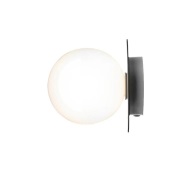 Nuura Aps - Liila 1 Wand-/Plafondlamp IP44 Medium Light Silver/Opal Wh...