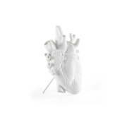 SELETTI - Love In Bloom Porcelain Heart Vaas Wit